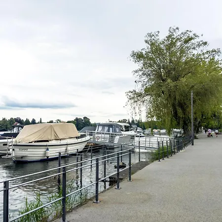 Mit Seeblick *